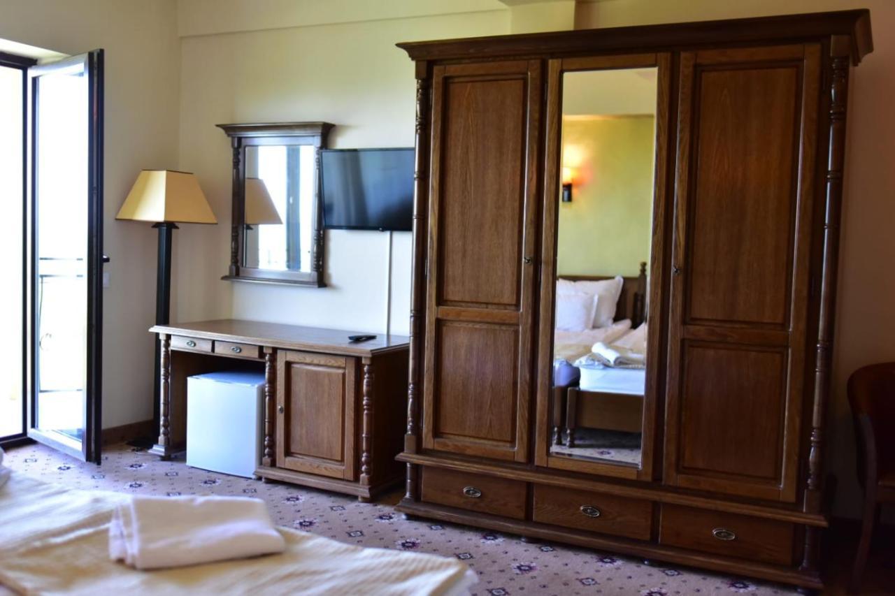 Bellavista Brasov Otel Săcele Dış mekan fotoğraf