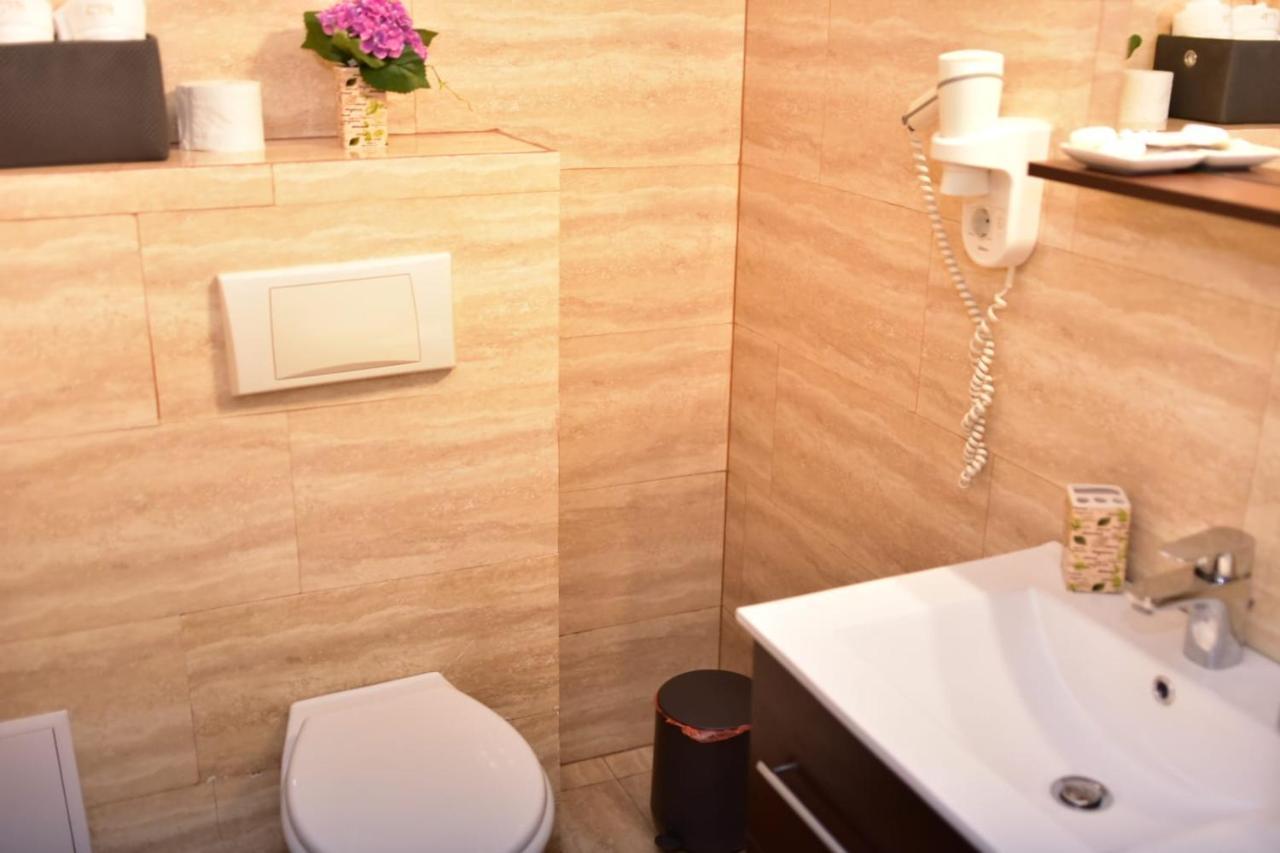 Bellavista Brasov Otel Săcele Dış mekan fotoğraf