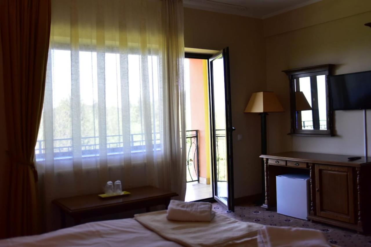 Bellavista Brasov Otel Săcele Dış mekan fotoğraf