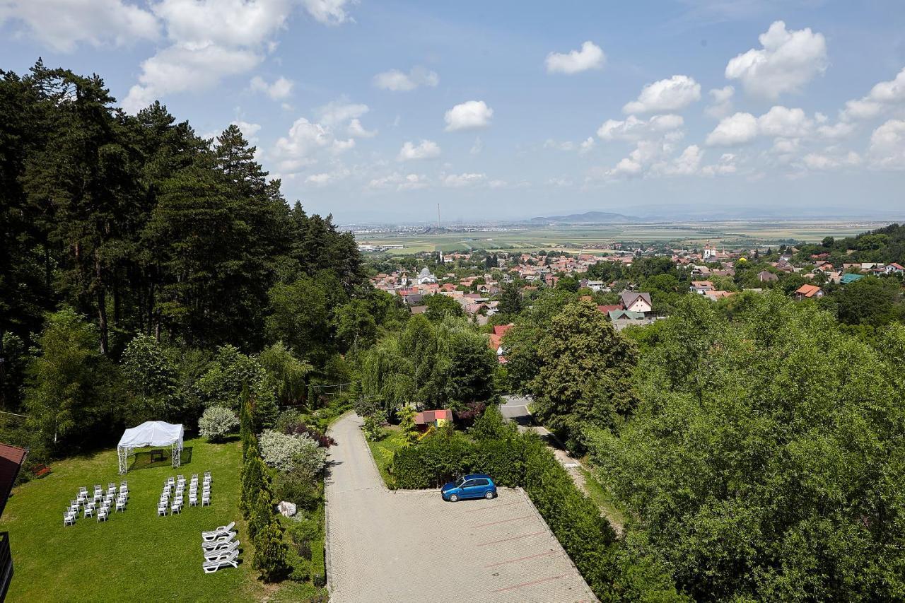Bellavista Brasov Otel Săcele Dış mekan fotoğraf
